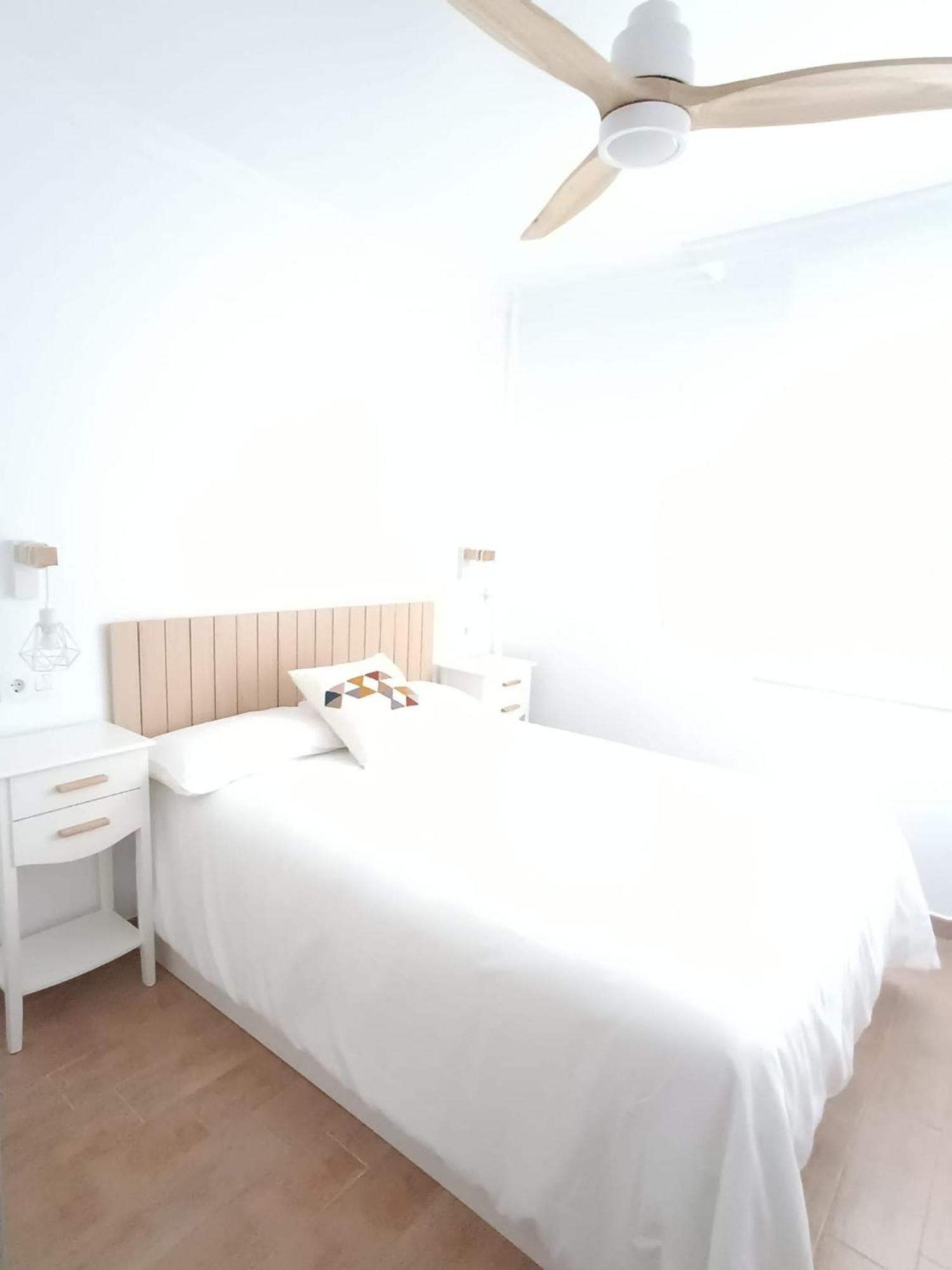 Lolaire Apartment Barbate Exterior foto